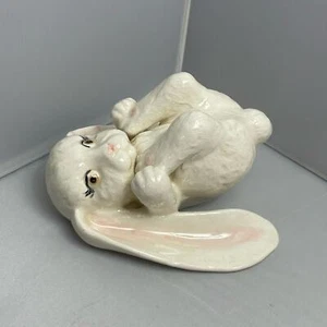 Vintage Keramik weiß und rosa liegender Hase Figur, so süß! - Bild 1 von 8