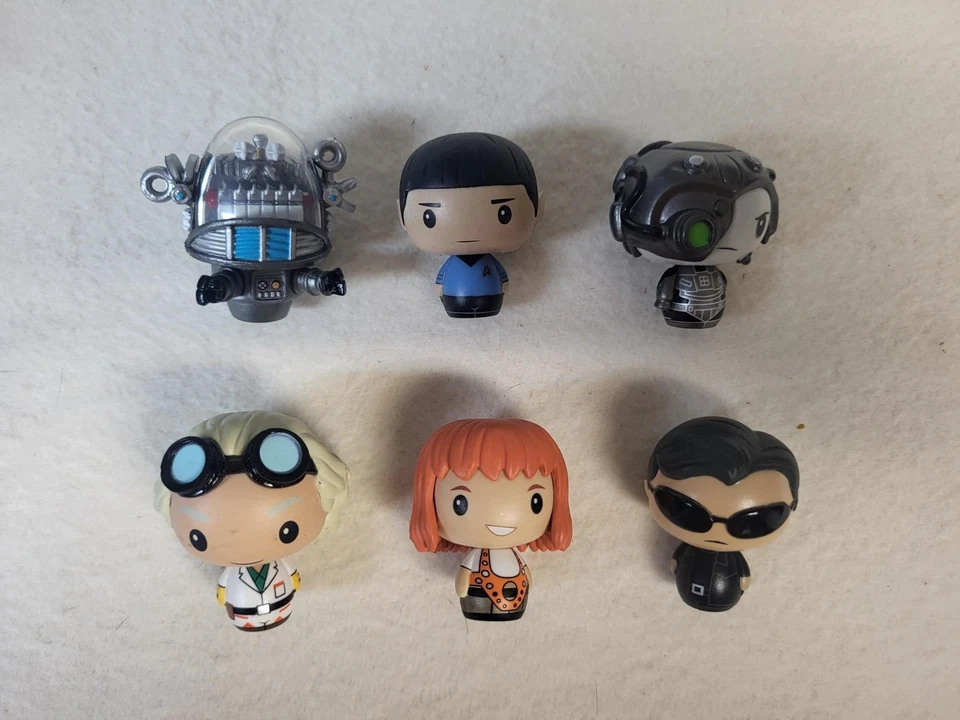 Science Fiction Pint Size Heroes x 6 Robbie Spock Borg Doc Brown Leeloo Neo — 第 1/1 张图片