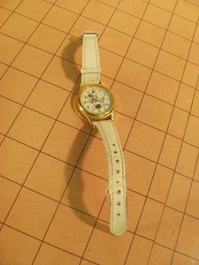 Lorus Disney Minnie Mouse Nurse Women's Collector Watch White Band Gold Tone - Picture 1 of 9