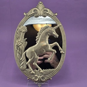 Vintage Messing Einhorn Fantasy 70er Jahre verziert oval gerahmt Wandbehang Spiegel Kunst 8x12" - Bild 1 von 9