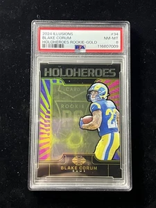 Blake Corum 2024 Panini Illusions Football Holoheroes Rookie Gold /10 PSA 8 RC - Picture 1 of 2