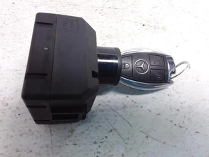 Ignition Switch 231 Type SL65 Fits 13 MERCEDES S-CLASS 820614 - Picture 1 of 4