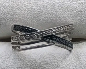 Signed SUN Sterling Silver Black & White Diamond Overlap Ring Size 6.75 - Picture 1 of 5