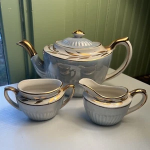 1950s Gibson #W607 Blue Lustreware & Gold Laurel Leaves Ceramic Teapot Lot Of 3 - Picture 1 of 9