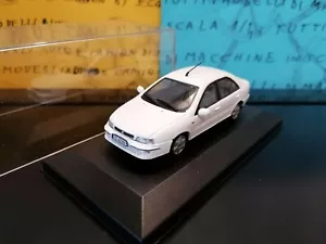 1/43 base DeA Fiat Marea 2000 sedan bianco blanc blanco white weiss Prof Repaint - Foto 1 di 1