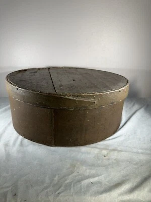 ENORME CAJA DESPENSA SIGLO XIX EN PINTURA MARRÓN SECA ANTIGUA Foto 1 de 4