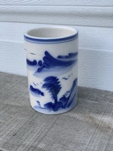 Vintage Japanese Blue & White Hand Painted Ceramic Crock Pot Jar Japan 5”x3” - Picture 1 of 8