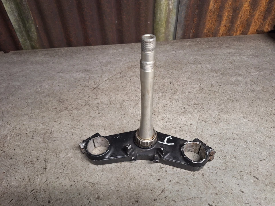 Kawasaki ZX6R J Ninja - Bottom Yoke - Image 1 of 4