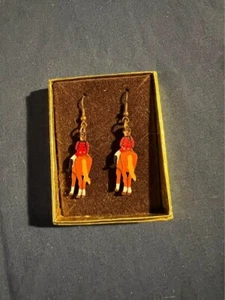 New Fox Hunt Earrings with Chestnut horse - New - Picture 1 of 2