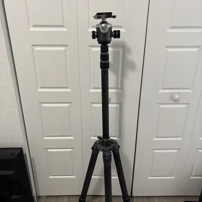 Trípode Sistemático Gitzo Serie 5 GT5533S, Gitzo GH4383LR, Gitzo GS5513XLS Foto 1 de 4