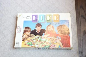 Vintage 1977 The Game of Life Board Game 4000 - Picture 1 of 1