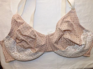 WARNER'S~38 DD~5001R~ Full Cover~ Lace Accent~ Underwire~ Cream/Tan dots~ #1771 - Picture 1 of 7