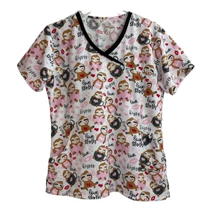 Scrubaid Scrub Top Size L Has Pockets Sloths Love Kisses Pattern A26 - Bild 1 von 6