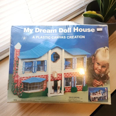 VTG My Dream Doll House Plastic Canvas Creation Kit Needlecraft A La Mode 1991 - Image 1 of 4