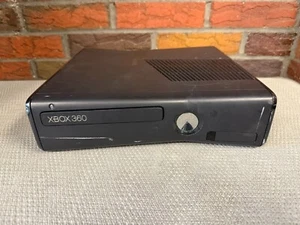 Microsoft Xbox 360 250GB Game Console - Black Parts Only - Picture 1 of 5