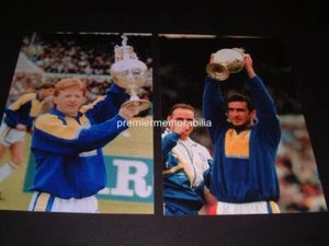 LEEDS UNITED FC 1992 LEAGUE CHAMPIONS GORDON STRACHAN & ERIC CANTONA PHOTOGRAPHS - Picture 1 of 1