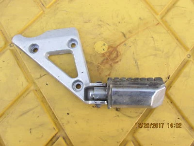 Honda Shadow 500 VT500C 1986 fabricante original reposapiés delantero derecho clavija paso Foto 1 de 4