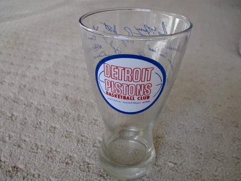 Detroit Pistons 1967 Team Roster Drinking Glass NBA Basketball * Cover