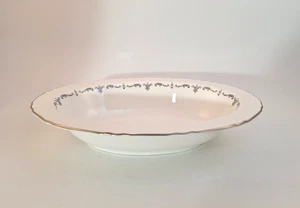 Royal Worcester Silver Chantilly 10 1/2" Oval Vegetable Bowl - Picture 1 of 13