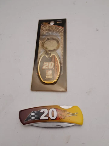 Tony Stewart #20 Home Depot NASCAR Keychain 2005 & Pocket Knife Cover