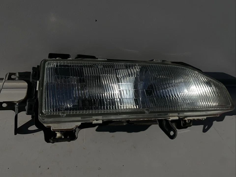 MONTAJE DE FAROS STANLEY 1989-1990 ACURA LEGEND PASAJERO LADO DERECHO OEM 89-90 Foto 1 de 4