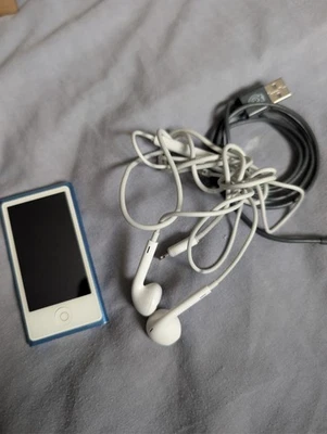 Apple iPod Nano 7th generation, 16gb, please read description  - Image 1 of 4