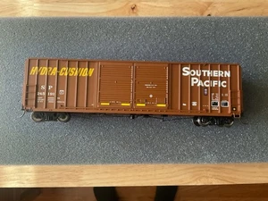 InterMountain Railway 48301 HO scale FMC 5283 boxcar Southern Pacific - Picture 1 of 17