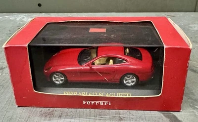 2004 IXO 1:43 Hot Wheels Red Ferrari 612 Scaglietti - Image 1 of 4