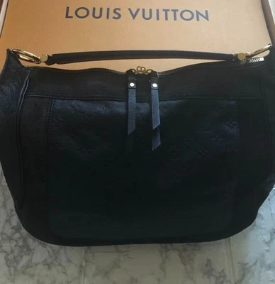 Bolso de Hombro Louis Vuitton Monograma Empreinte Audacieuse MM Infini Azul Marino M40589 A Foto 1 de 4