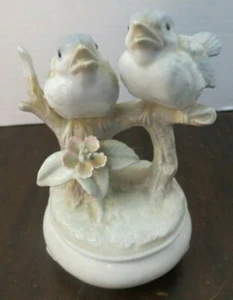 Porcelain Wind Up Music Box - Birds on a Branch - Picture 1 of 8