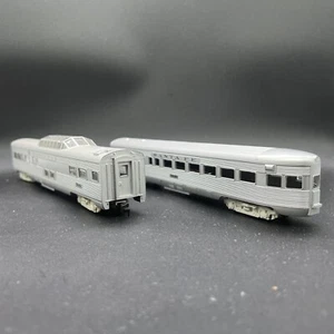 Athearn Santa Fe Observation #1831 & Vista Dome Car #1821 Semi Complete Vintage - Picture 1 of 16