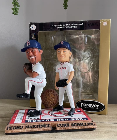 PEDRO MARTINEZ & CURT SCHILLING Boston Red Sox MLB “Dual Aces” Bobblehead NIB! Cover