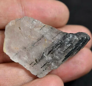 81.60 Ct Natural Inside Black Rutilated Rough Earth-Mined Loose Rough!!!! - Picture 1 of 3