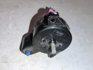 Ford OEM Headlight Lamp Switch F57B-11654-AB - Picture 1 of 7