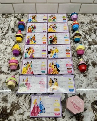 Disney ~FIESTA DE CUPCAKES ENCANTADOS~ Piezas de juego de repuesto ~PRINCESA~ Foto 1 de 2