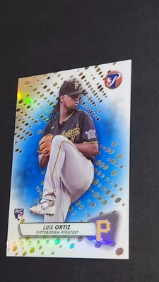 2023 Topps Pristine - Luis Ortiz #9 refrator azul /75 (RC) - Imagem 1 de 2