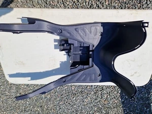 New Genuine Honda SH125 2004 Floor Panel Pillion Step 64320KPR900ZB - Picture 1 of 3