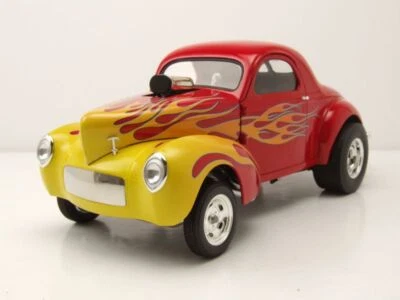 Willys Gasser 1941 Rosso Giallo Con Fiamme Modellino Auto 1:18 Acme - Immagine 1 di 4