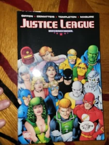 Justice League International TPB #4-1ST FN 2010 Stock Image - Picture 1 of 4
