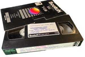 Stephen King's Sometimes They Come Back  VHS - Picture 1 of 1