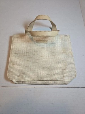 Borde de PVC de papel Liz Claiborne Foto 1 de 4