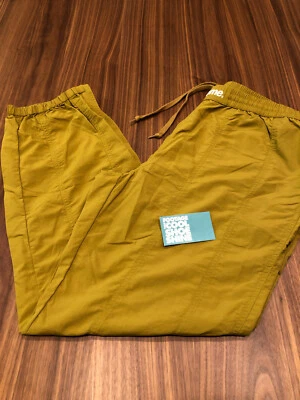 PANTALONES CORTAVIENTOS SUPREME VINTAGE MONÓTONOS VERDE OLIVA BLANCO LOGOTIPO DE CAJA NUEVOS XL Foto 1 de 4