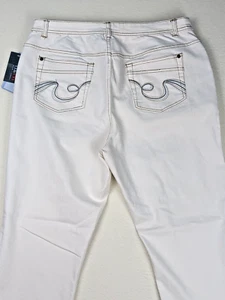 D&CO Women's Jeans 18W White Embroidered Midrise Bootcut Stretch - Picture 1 of 11