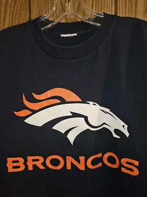Denver Broncos Older Style Large Mens Blue Graphic Logo Tshirt NFL - Image 1 of 4
