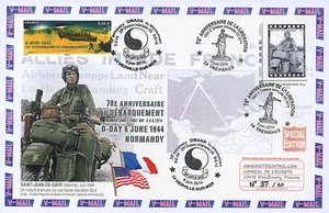 Maxi FDC "70 ans D-DAY - Soldat US sur une Moto Harley-Davidson WLA / WWII" 2014 - Imagen 1 de 1