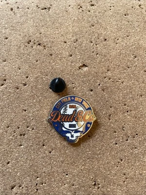 Pin Dead & Company - Citi Field, Nueva York - 20 de agosto de 2021 Foto 1 de 4
