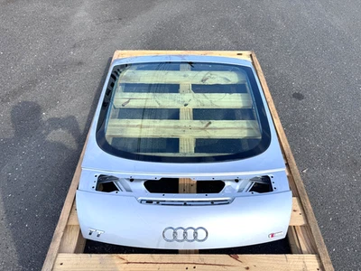 2007–2015 AUDI TT QUATTRO CUPÊ PORTA TRASEIRA PORTA TRASEIRA TAMPA DA ESCOTILHA PRATA FABRICANTE DE EQUIPAMENTO ORIGINAL - Imagem 1 de 4