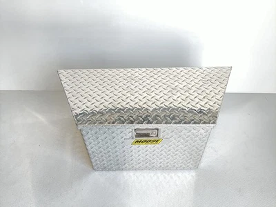 MOOSE UTILITY DIVISION Diamond Plate Bed Trunk, 1512-0138 - Image 1 of 4