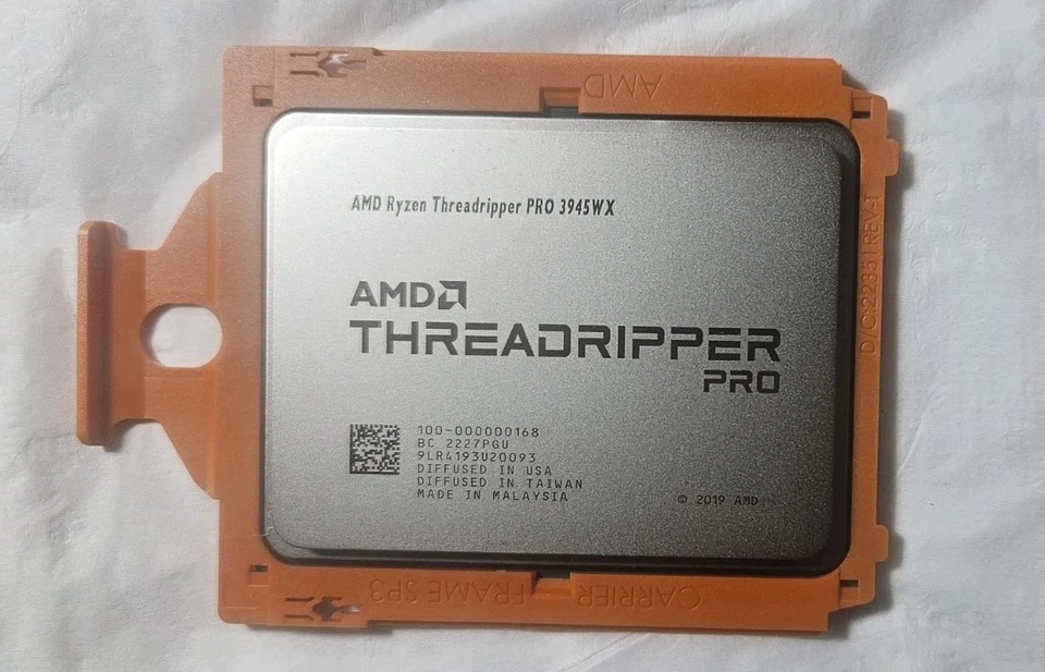 AMD Ryzen Threadripper Pro 3945WX Desktop Processor (4.3 GHz, 12 Cores) Tray - 100-000000168