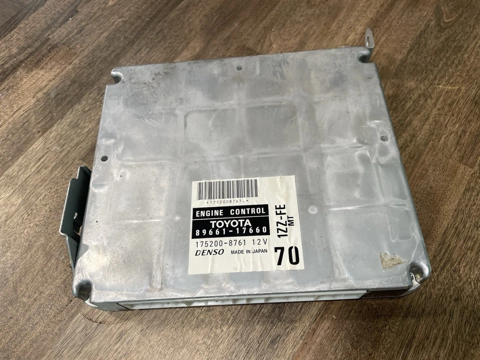Computadora módulo de control del motor ECM PCM ECU 89661-17660 MT Toyota mr2 Spyder OEM ECM PCM Foto 1 de 1